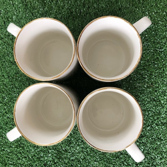 Arby’s 1987 Christmas Collection Coffee Mug Set - Picture 5 of 10